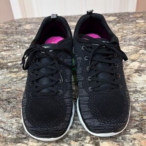 NWOT Skechers Women's Black Athletic Shoes
